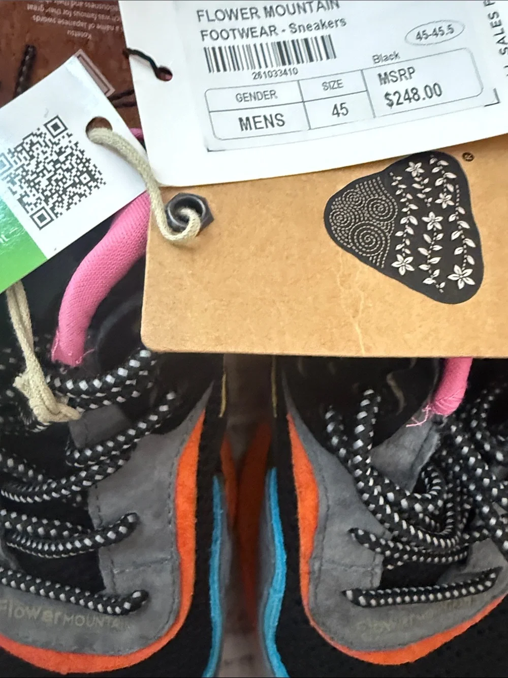Flower Mountain Kotetsu Shoes Black Multi